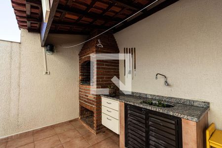Casa à venda com 257m², 3 quartos e 6 vagasChurrasqueira