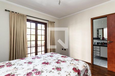 Casa à venda com 257m², 3 quartos e 6 vagasSuíte