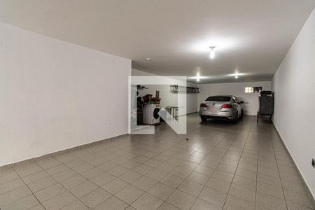 Casa à venda com 257m², 3 quartos e 6 vagasGaragem