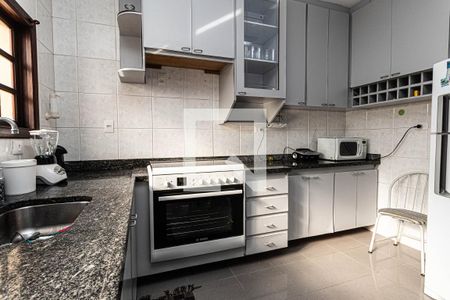 Casa à venda com 257m², 3 quartos e 6 vagasCozinha