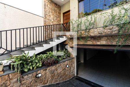 Casa à venda com 257m², 3 quartos e 6 vagasEntrada