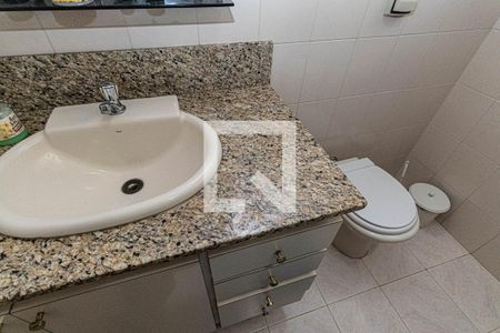 Casa à venda com 257m², 3 quartos e 6 vagasBanheiro Social