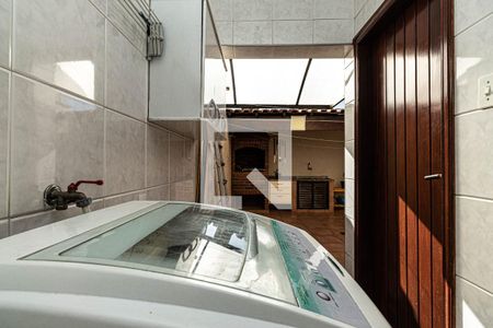 Casa à venda com 257m², 3 quartos e 6 vagasÁrea de Serviço