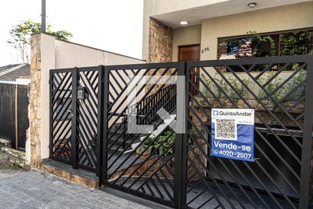 Casa à venda com 257m², 3 quartos e 6 vagasVista da Rua