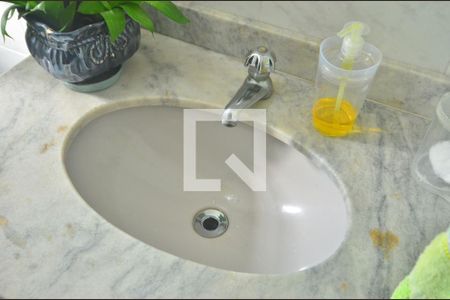 Casa à venda com 200m², 7 quartos e 5 vagasBanheiro Social