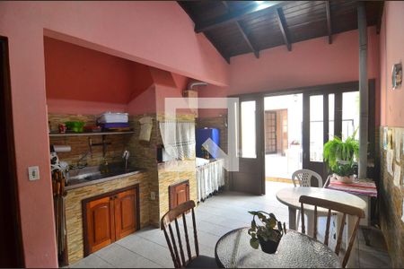 Casa à venda com 200m², 7 quartos e 5 vagasEspaço gourmet