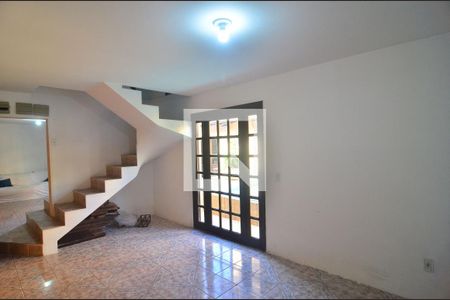 Casa à venda com 200m², 7 quartos e 5 vagasSala