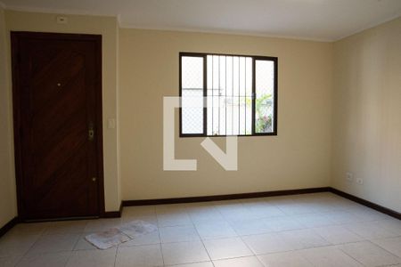 Sala de casa para alugar com 2 quartos, 130m² em Vila Anglo Brasileira, São Paulo