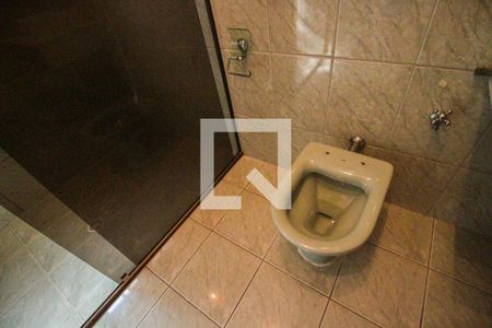 Casa para alugar com 168m², 3 quartos e 2 vagasBanheiro 1