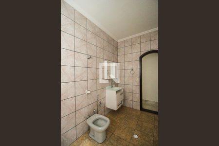 Casa para alugar com 168m², 3 quartos e 2 vagasBanheiro 2