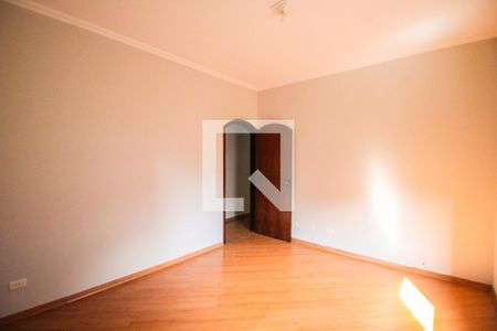 Casa para alugar com 168m², 3 quartos e 2 vagasQuarto 1