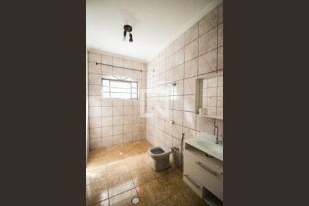 Casa para alugar com 168m², 3 quartos e 2 vagasBanheiro 2