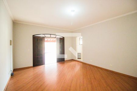 Casa para alugar com 168m², 3 quartos e 2 vagasSuíte