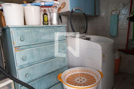 Casa à venda com 180m², 3 quartos e 2 vagasÁrea de Serviço