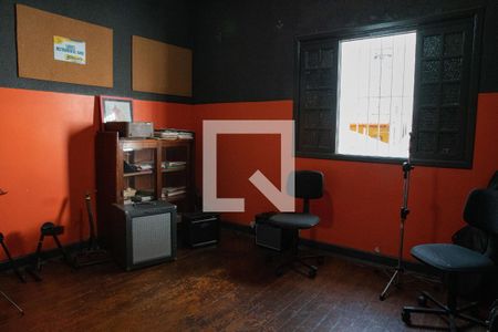 Casa à venda com 180m², 3 quartos e 2 vagasQuarto 2