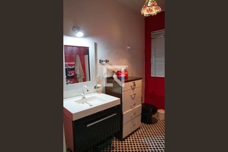 Casa à venda com 180m², 3 quartos e 2 vagasLavabo