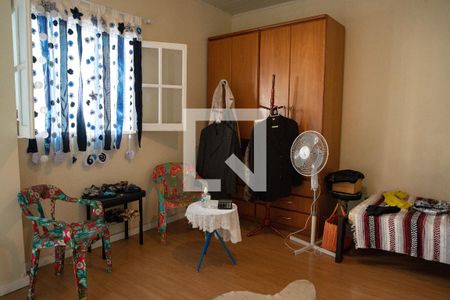 Casa à venda com 180m², 3 quartos e 2 vagasQuarto Edícula