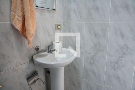 Casa à venda com 180m², 3 quartos e 2 vagasBanheiro Edícula