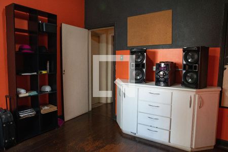 Casa à venda com 180m², 3 quartos e 2 vagasQuarto 2