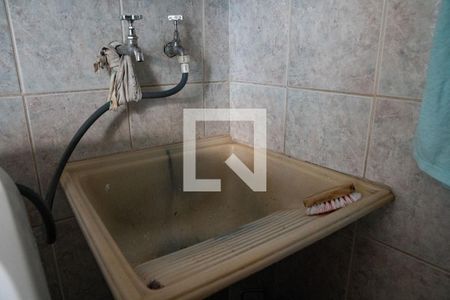 Casa à venda com 180m², 3 quartos e 2 vagasÁrea de Serviço