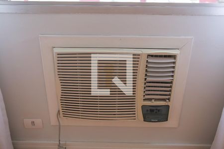 Sala de apartamento para alugar com 2 quartos, 80m² em Pompéia, Santos