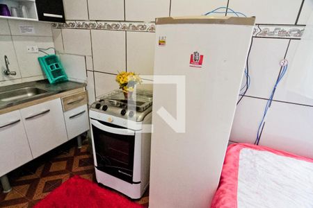 Cozinha de kitnet/studio para alugar com 1 quarto, 20m² em Vila Zat, São Paulo