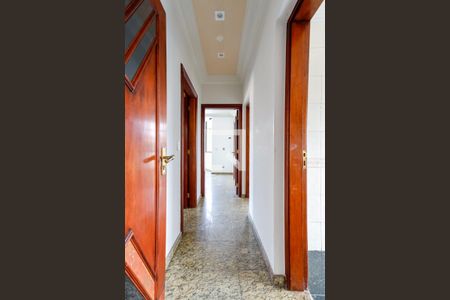 Corredor Quartos de apartamento à venda com 3 quartos, 167m² em Jardim Japão, São Paulo