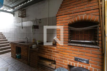 Casa à venda com 162m², 3 quartos e 3 vagas Casa à venda com 162m², 3 quartos e 3 vagasQuintal