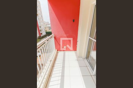 Sala de apartamento à venda com 3 quartos, 70m² em Vila Nova Alba, São Paulo