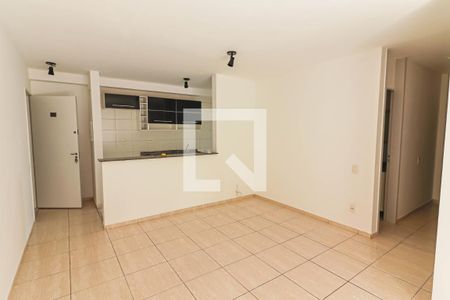 Sala de apartamento à venda com 3 quartos, 70m² em Vila Nova Alba, São Paulo