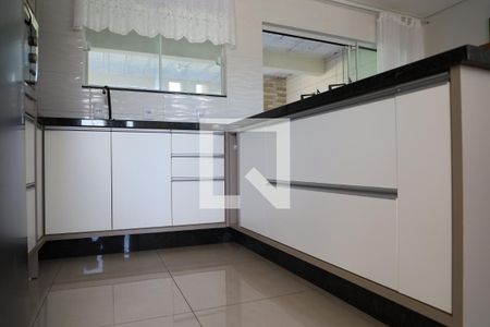 Sala/Cozinha de casa de condomínio para alugar com 3 quartos, 148m² em  São João do Rio Vermelho, Florianópolis
