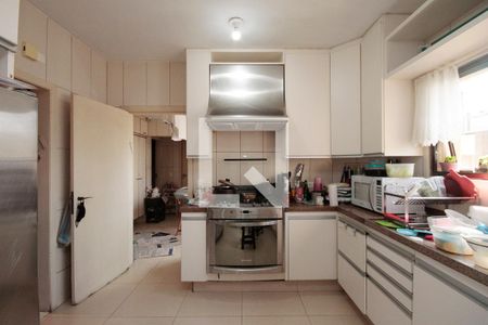 Apartamento à venda com 270m², 4 quartos e 1 vagaCozinha