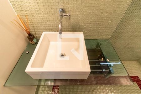 Lavabo de apartamento à venda com 2 quartos, 96m² em Jardim Paulista, São Paulo