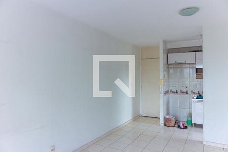 Sala de apartamento para alugar com 3 quartos, 78m² em Centro, Belford Roxo