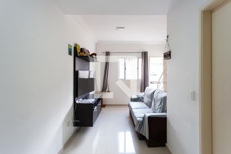 Sala de casa de condomínio à venda com 2 quartos, 65m² em Santa Maria, Osasco