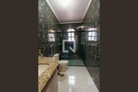 Casa à venda com 424m², 4 quartos e 4 vagasBanheiro Social