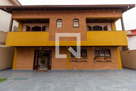 Casa à venda com 424m², 4 quartos e 4 vagasFachada Fundos