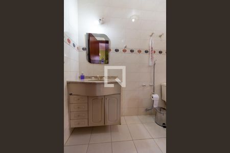 Casa à venda com 424m², 4 quartos e 4 vagasBanheiro Suíte 3