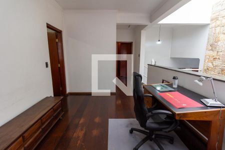 Casa à venda com 424m², 4 quartos e 4 vagasHall Quarto Suíte 4