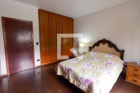 Casa à venda com 424m², 4 quartos e 4 vagasQuarto Suíte 4 Master