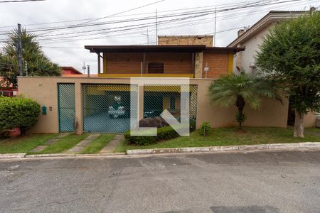 Casa à venda com 424m², 4 quartos e 4 vagasFachada
