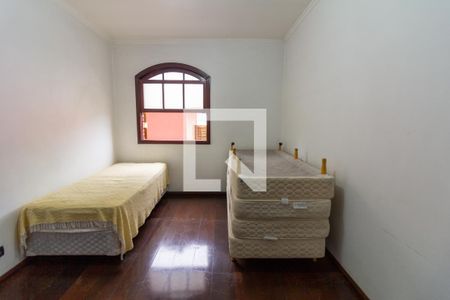 Casa à venda com 424m², 4 quartos e 4 vagasQuarto 2