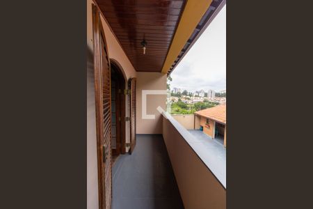 Casa à venda com 424m², 4 quartos e 4 vagasSacada Quarto 3 - Suíte