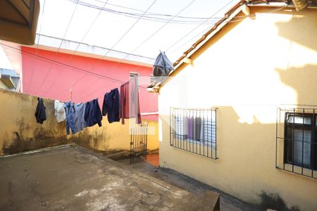 Casa à venda com 200m², 4 quartos e sem vagaLavanderia