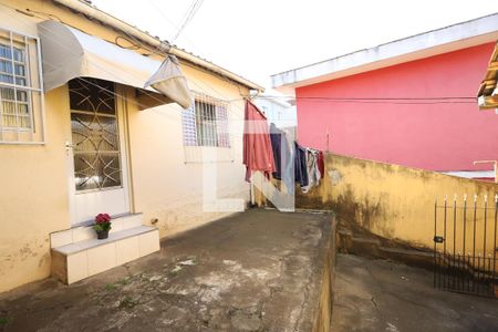 Casa à venda com 200m², 4 quartos e sem vagaLavanderia