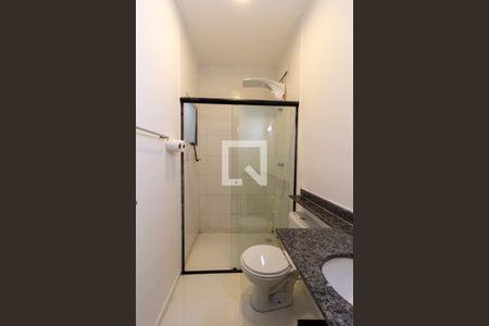 Banheiro de kitnet/studio para alugar com 1 quarto, 24m² em Butantã, São Paulo
