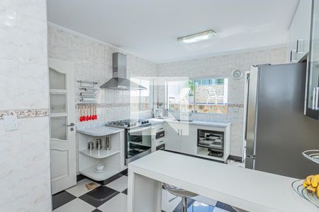 Casa à venda com 285m², 3 quartos e 2 vagasCozinha