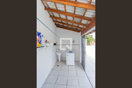 Casa à venda com 285m², 3 quartos e 2 vagasÁrea de serviço