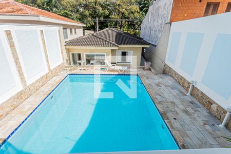 Casa à venda com 285m², 3 quartos e 2 vagasPiscina
