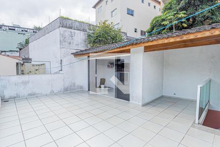 Casa à venda com 285m², 3 quartos e 2 vagasVaranda de serviço
